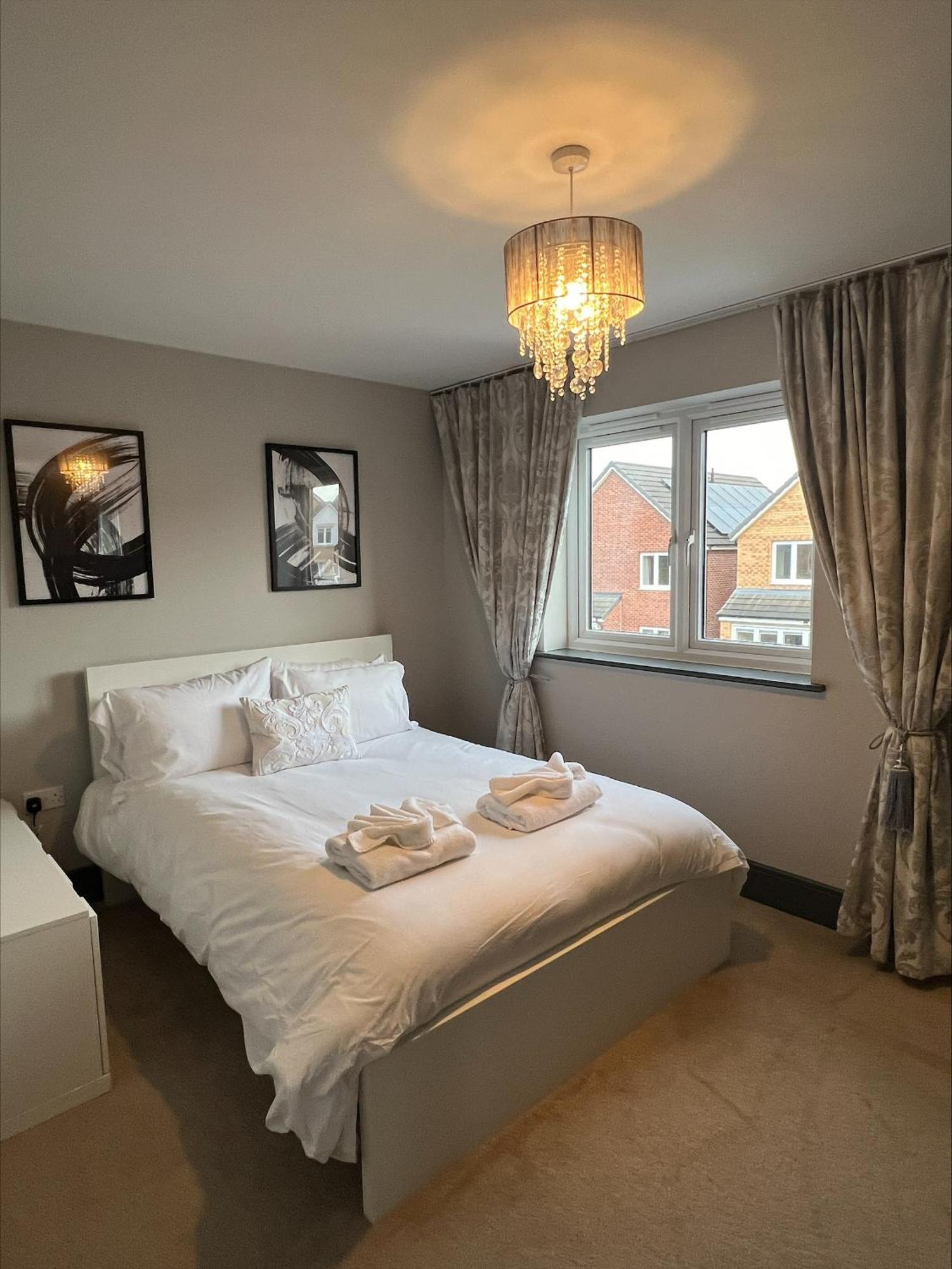 Luxury Durham Home In Dh1, Free Parking, No Fees Экстерьер фото