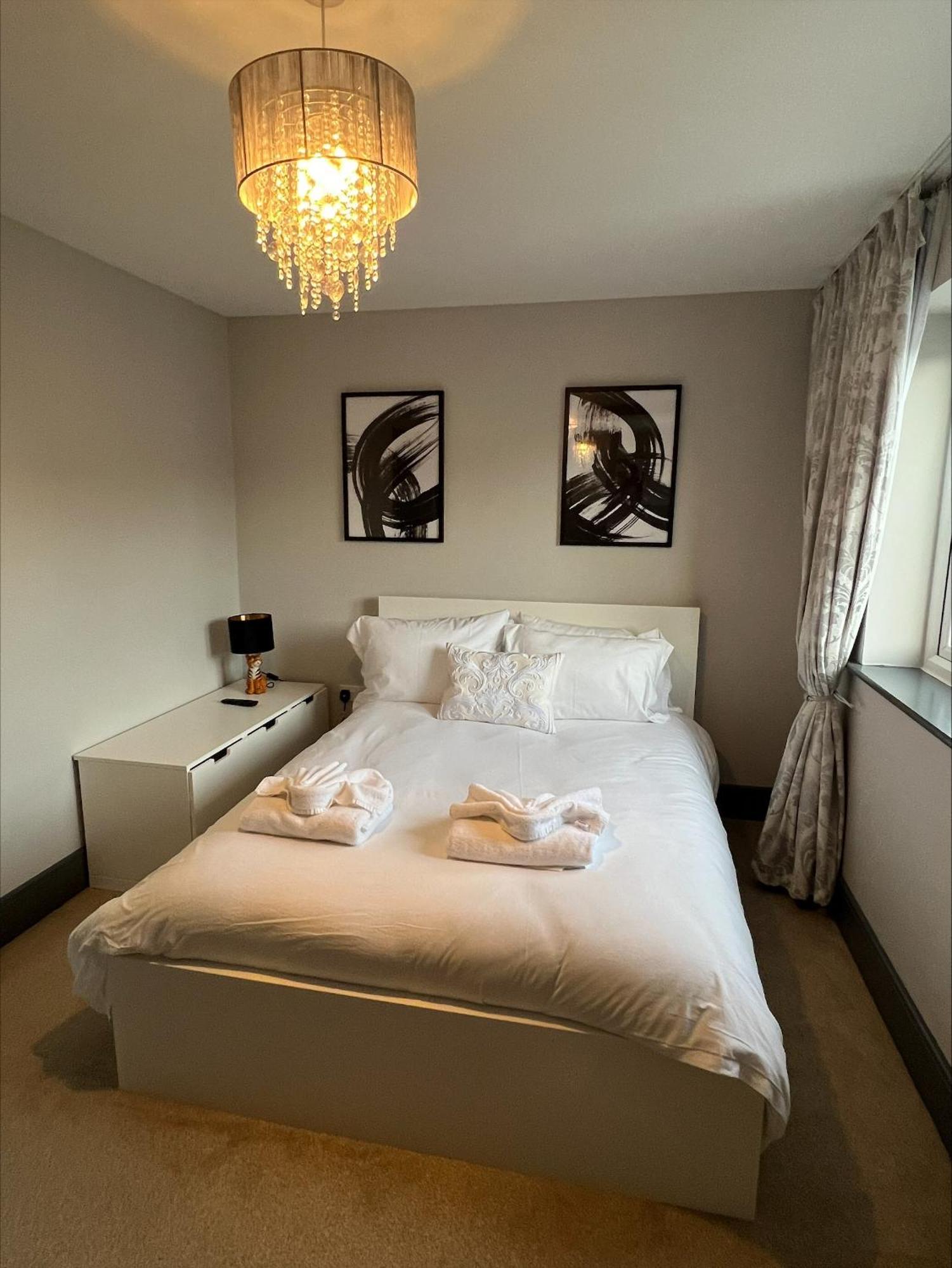 Luxury Durham Home In Dh1, Free Parking, No Fees Экстерьер фото