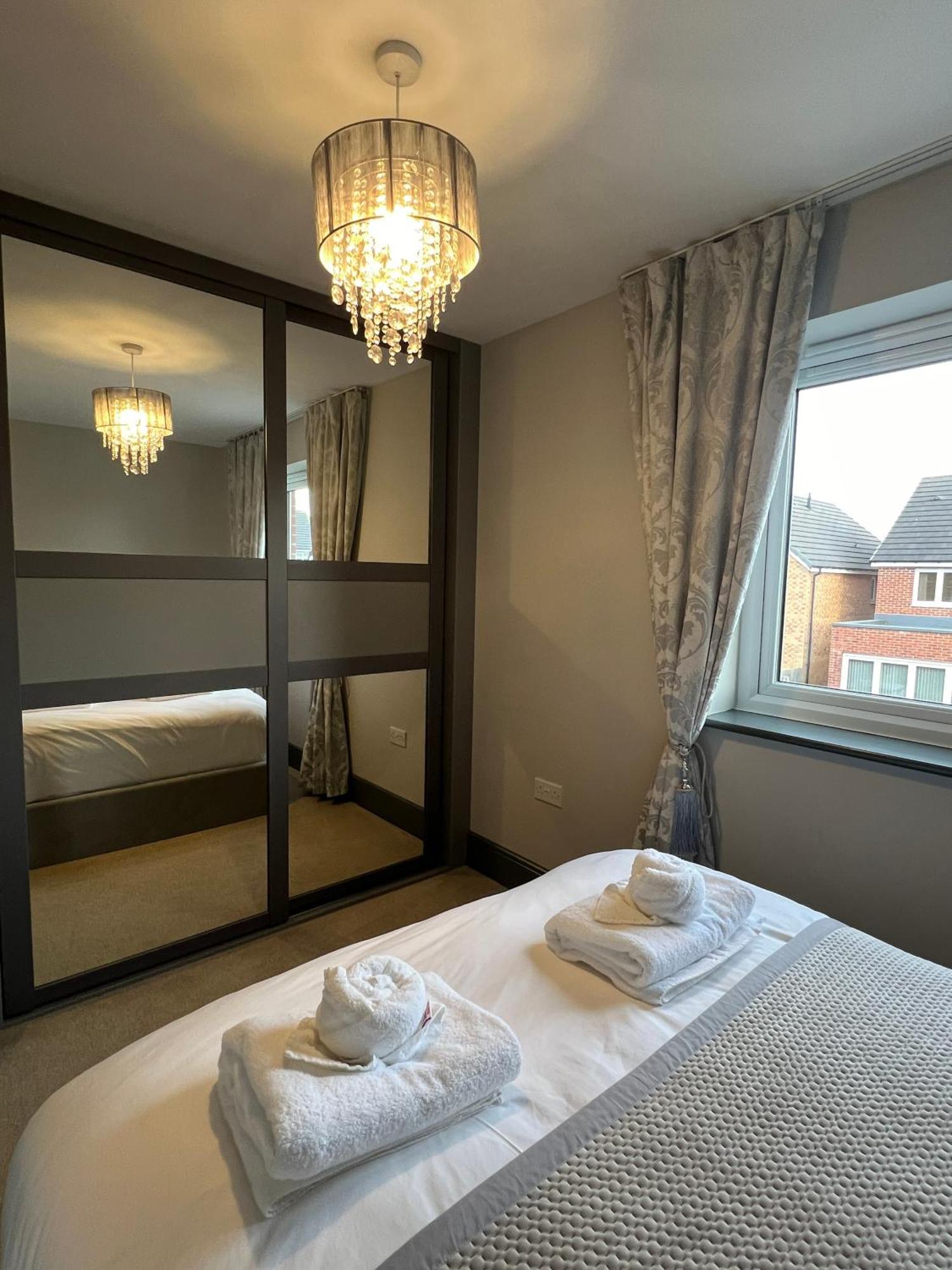 Luxury Durham Home In Dh1, Free Parking, No Fees Экстерьер фото