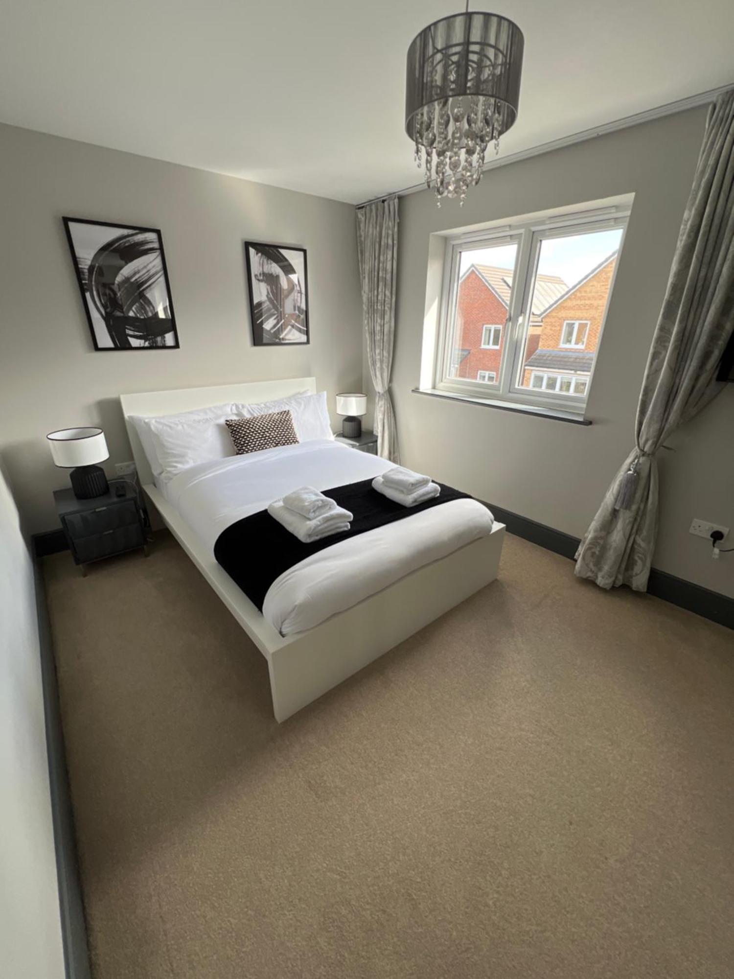 Luxury Durham Home In Dh1, Free Parking, No Fees Экстерьер фото