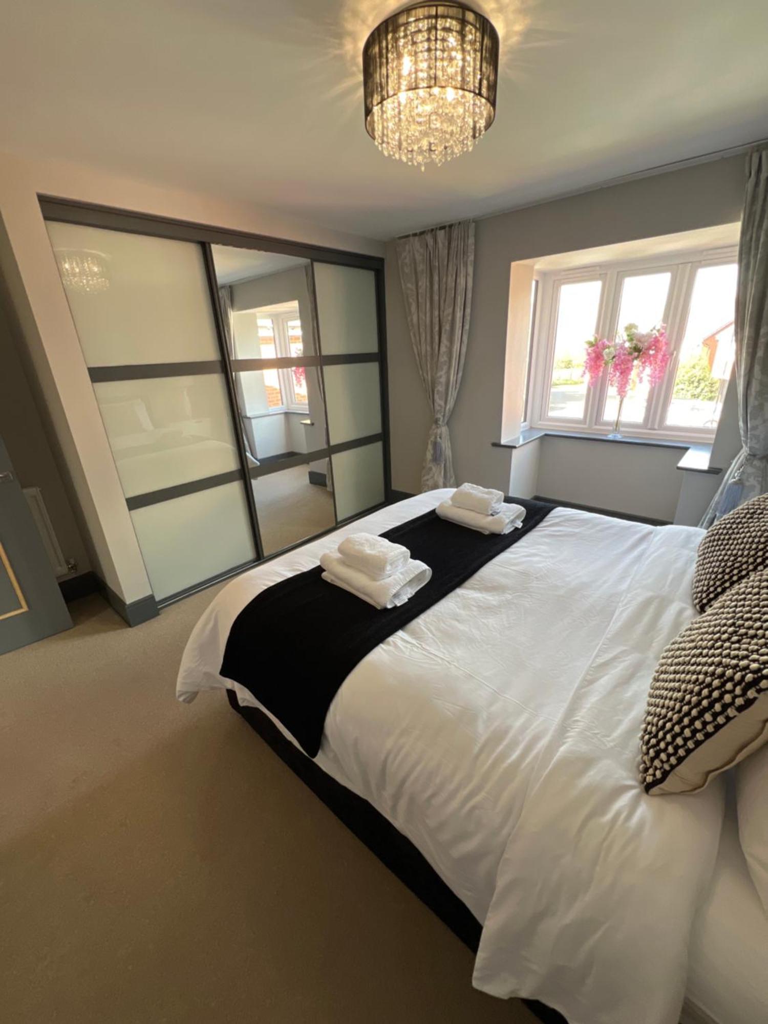 Luxury Durham Home In Dh1, Free Parking, No Fees Экстерьер фото