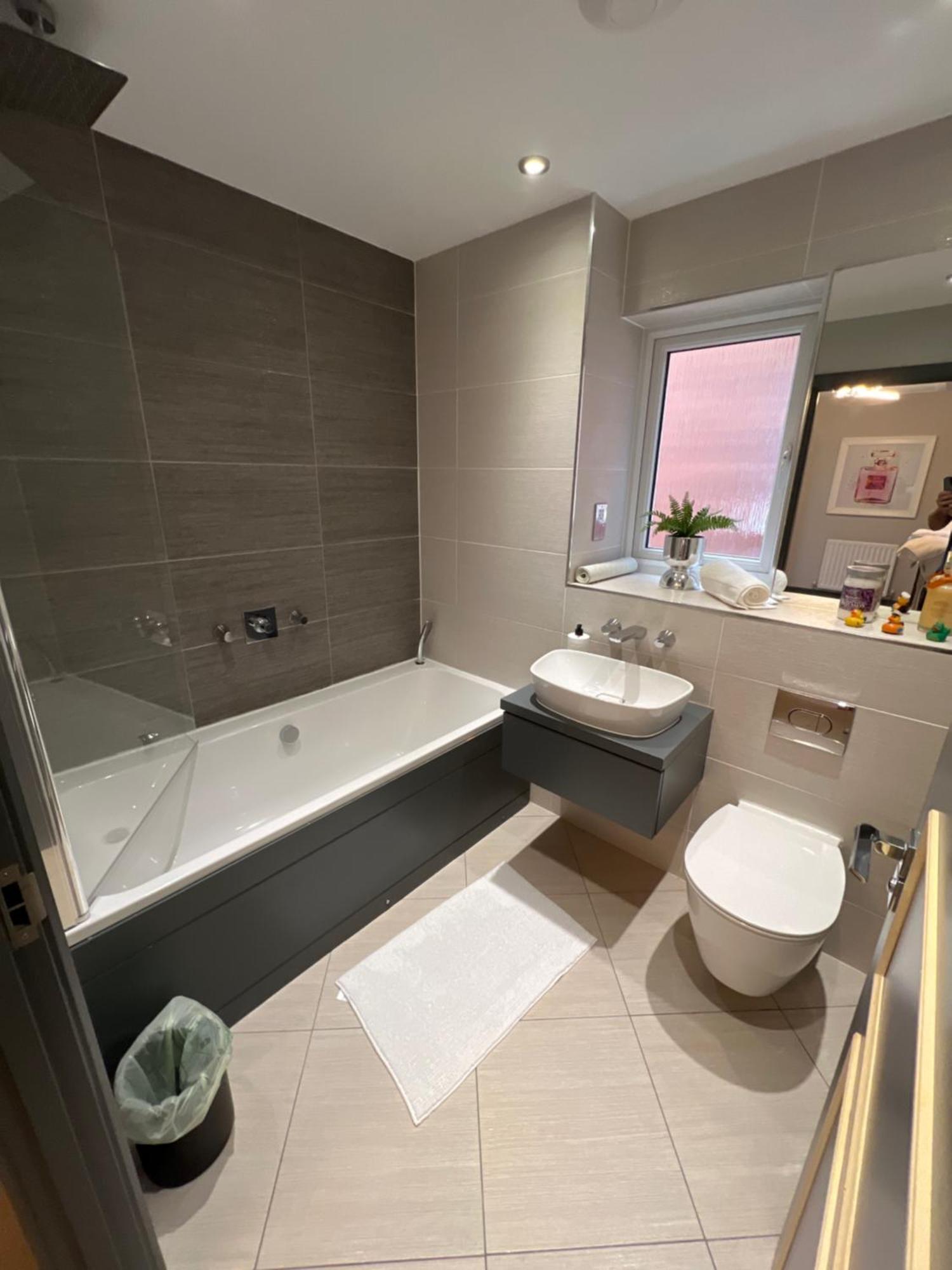 Luxury Durham Home In Dh1, Free Parking, No Fees Экстерьер фото