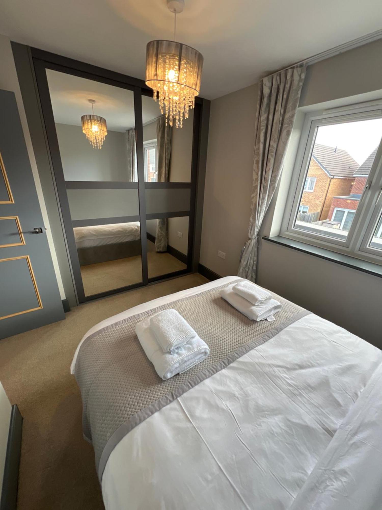 Luxury Durham Home In Dh1, Free Parking, No Fees Экстерьер фото